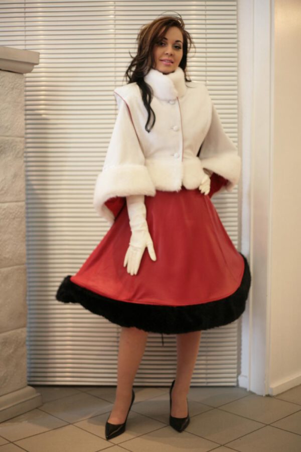 weiße Lederhandschuhe